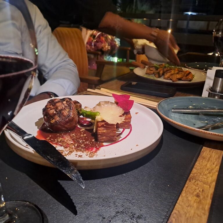 20231107 213245 768x768