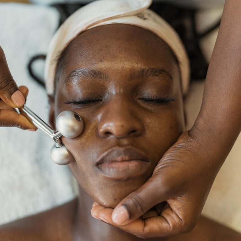 254010075 1247978245710038 683020116031333618 n 768x768