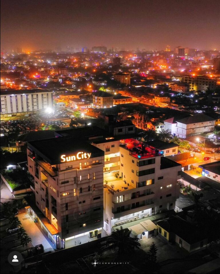 272698105 2673290976147602 8369676329692381001 n 768x958