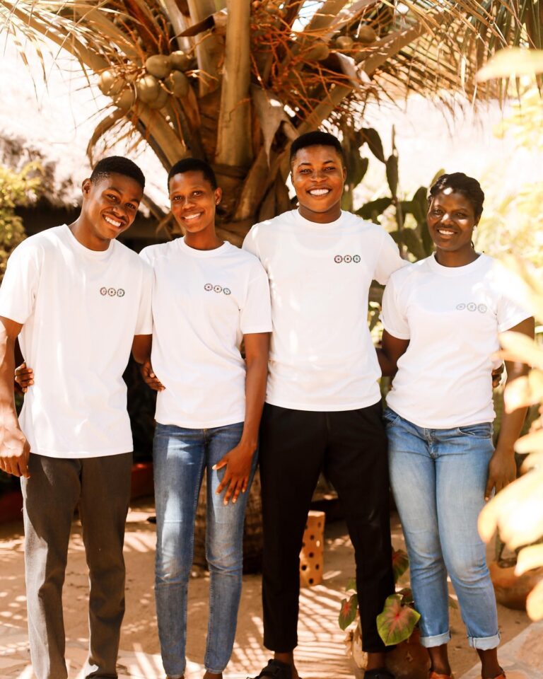 308129967 949278282681995 8173137893355310111 n 768x960