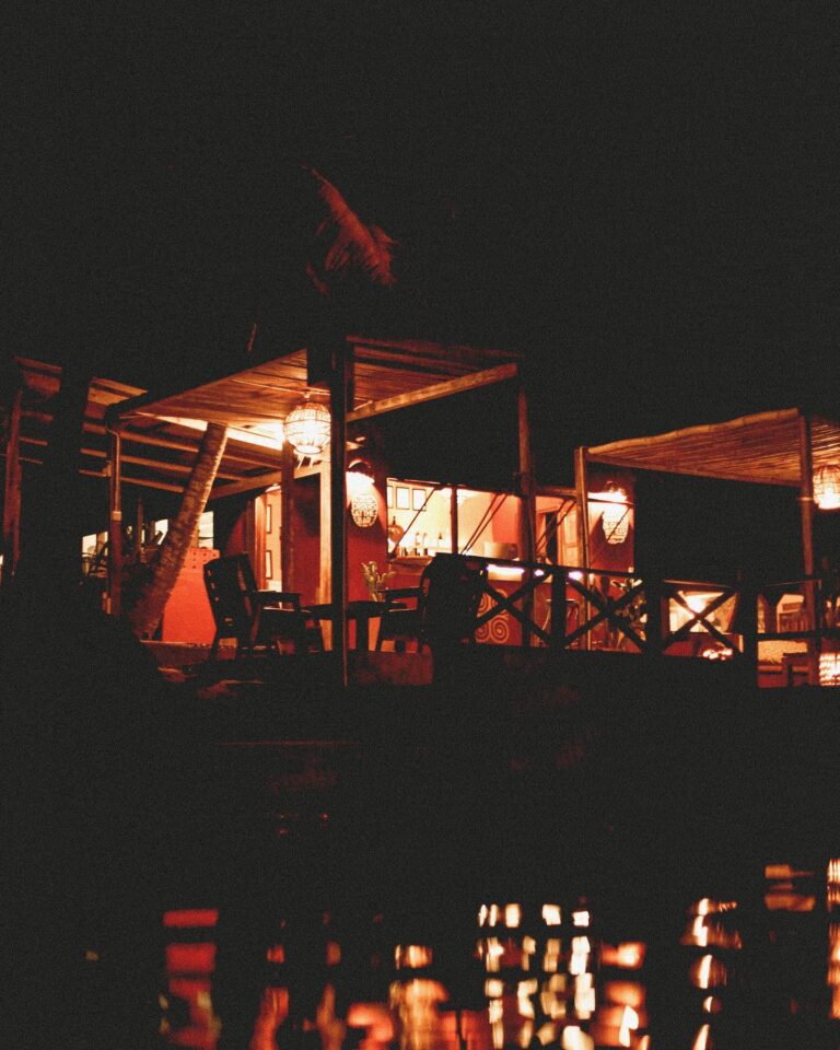 308719067 950861422523681 6361074072485989669 n 768x960