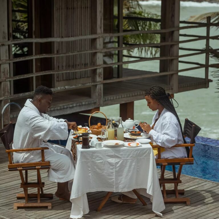 330325057 126564463512117 8527494526006399251 n 768x768