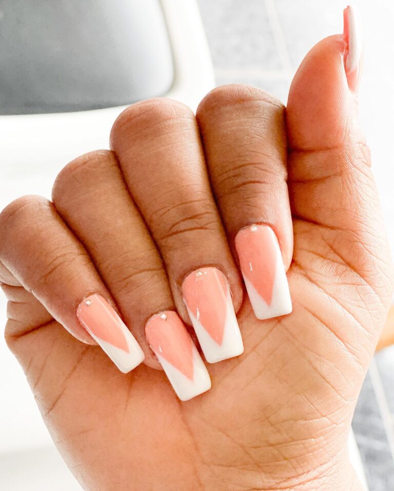 355153913 176089061899249 6169157687210554734 n 768x957