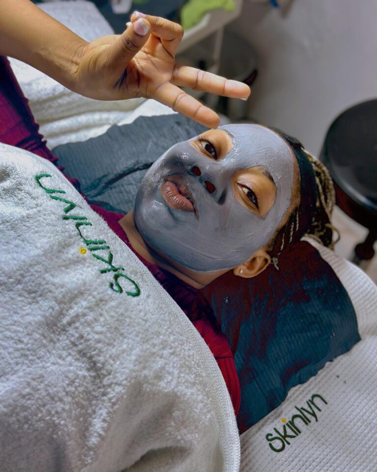 374367394 18302514481140204 892622394443544742 n 768x960