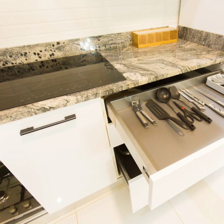 438094549 811798217638167 4726338476807305331 n 768x768