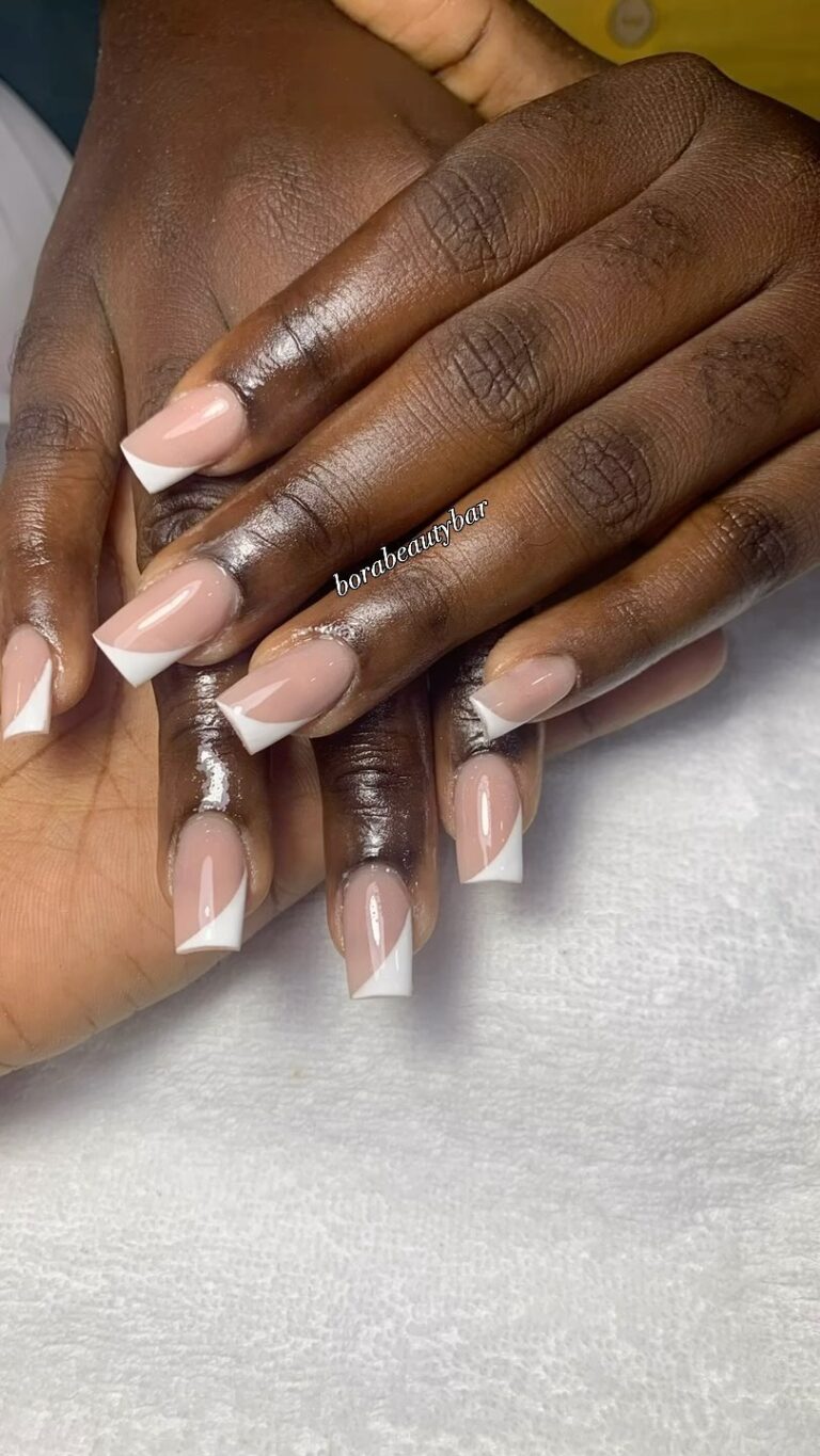 448273173 843487700962894 3997854278535761701 n 768x1365