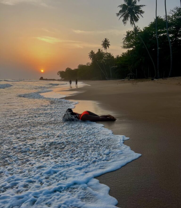 449762851 1032852892178265 2355383395463227332 n 768x880