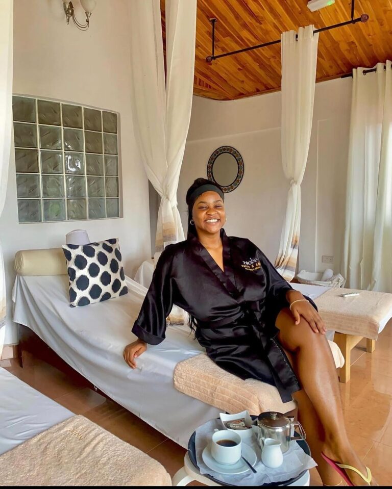 455219184 1639909396860879 1715588721979709236 n 768x959