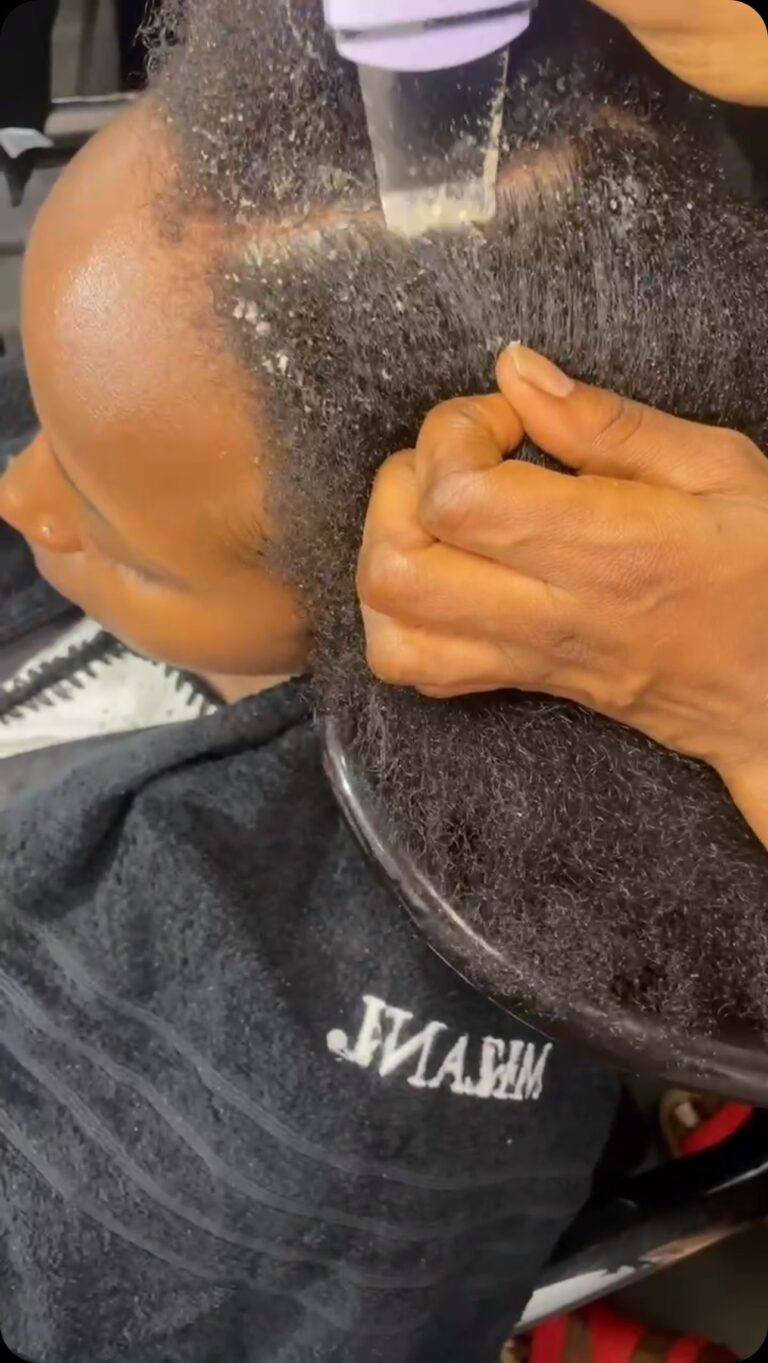 457814133 523718070200343 775431254840788943 n 768x1363