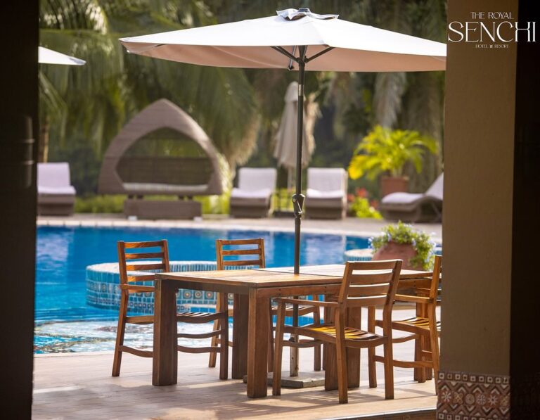 Basking in sunshine and chasing good poolside vibes ️ 768x597