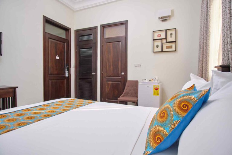 Highbridge Standard room6 768x512