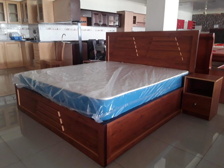 KG ELSIE Q 800x600 1 768x576