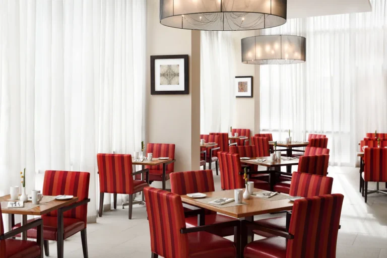 accmc restaurant 0023 hor clsc 768x512