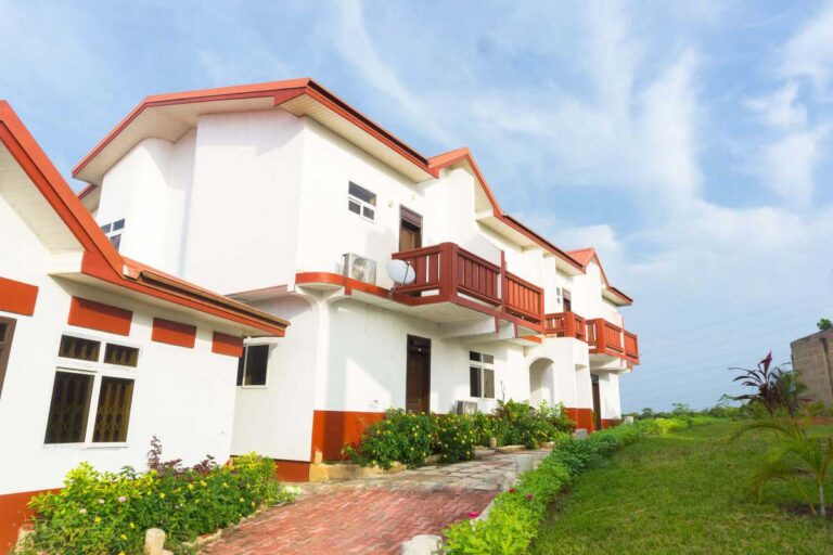 elmount building 768x512