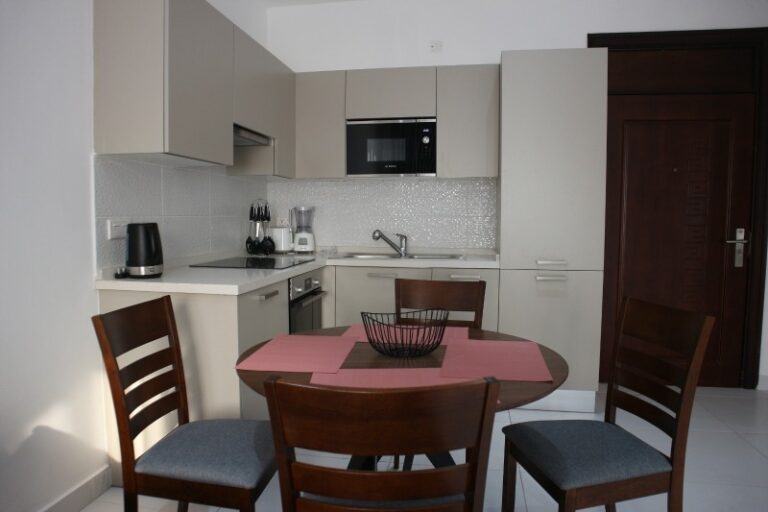 full one bedroom 10 1612886327 768x512