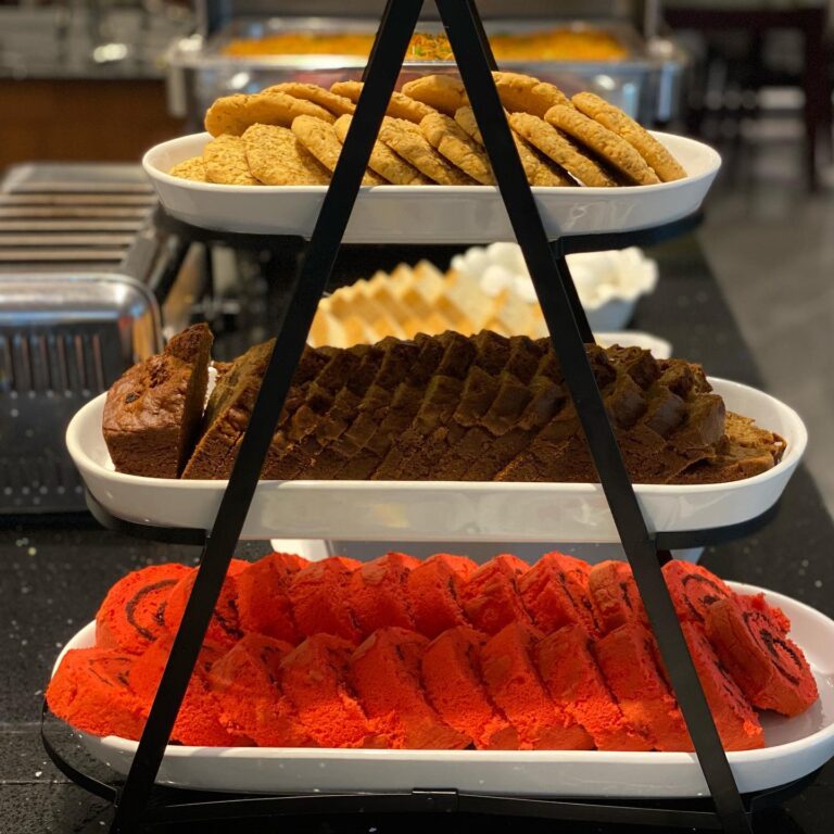 257381862 429653121882573 170191861372479551 n 768x768