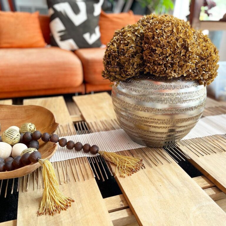 257787096 275159794557510 4237593153535683634 n 768x768