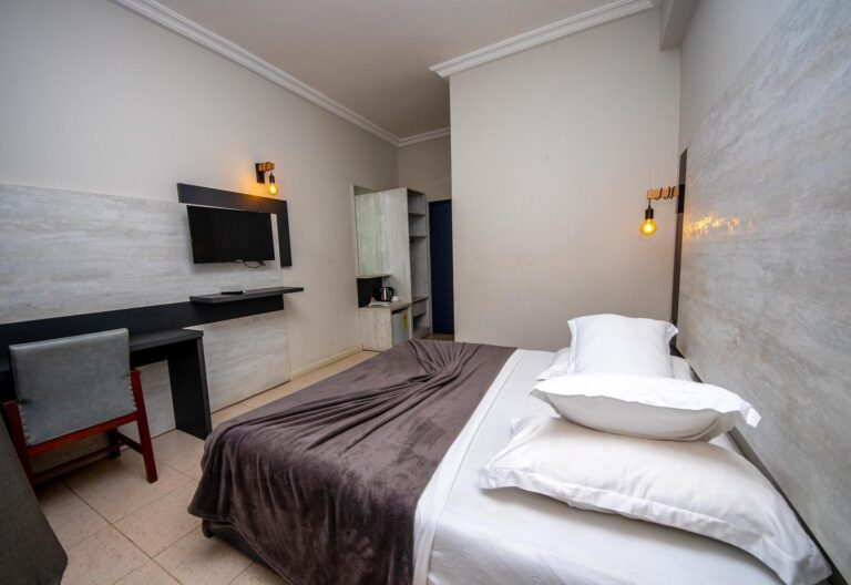 271821123 119605010579716 121855335247444843 n 768x528