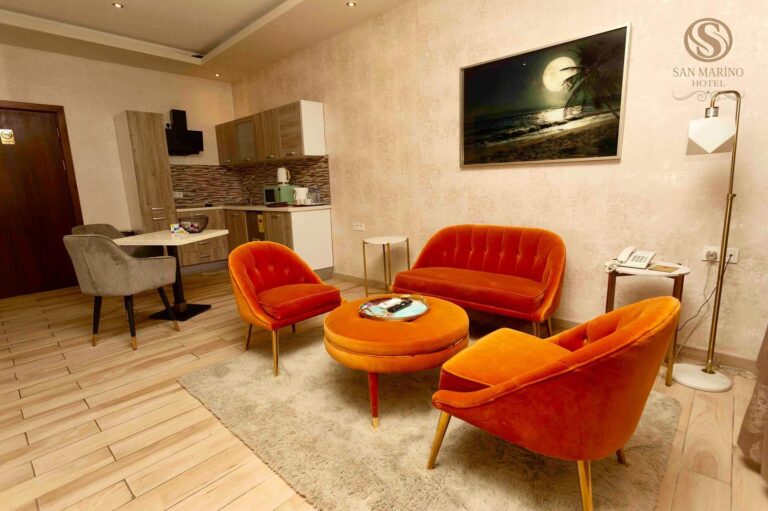 317809462 450537397267602 5375191321591010458 n 768x511