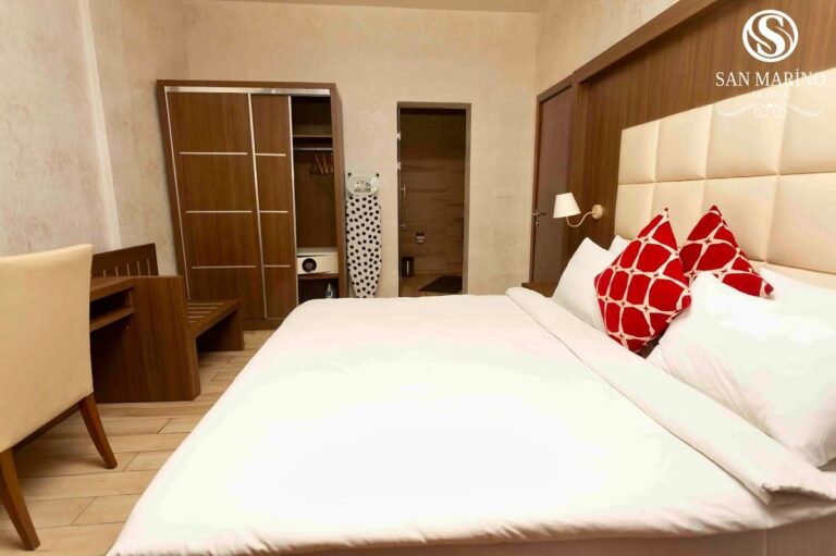 317859914 450537387267603 3701131139907720385 n 768x511