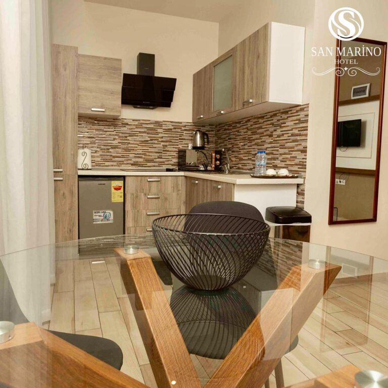 318788785 455023136819028 801519469173794647 n 768x768