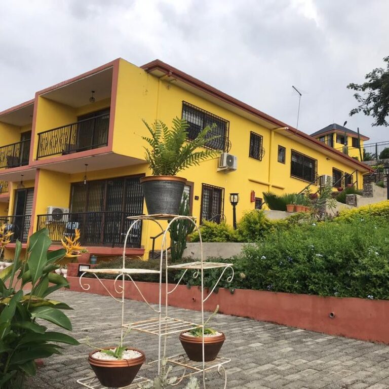 387863000 832938678622437 4547697848819171598 n 768x768