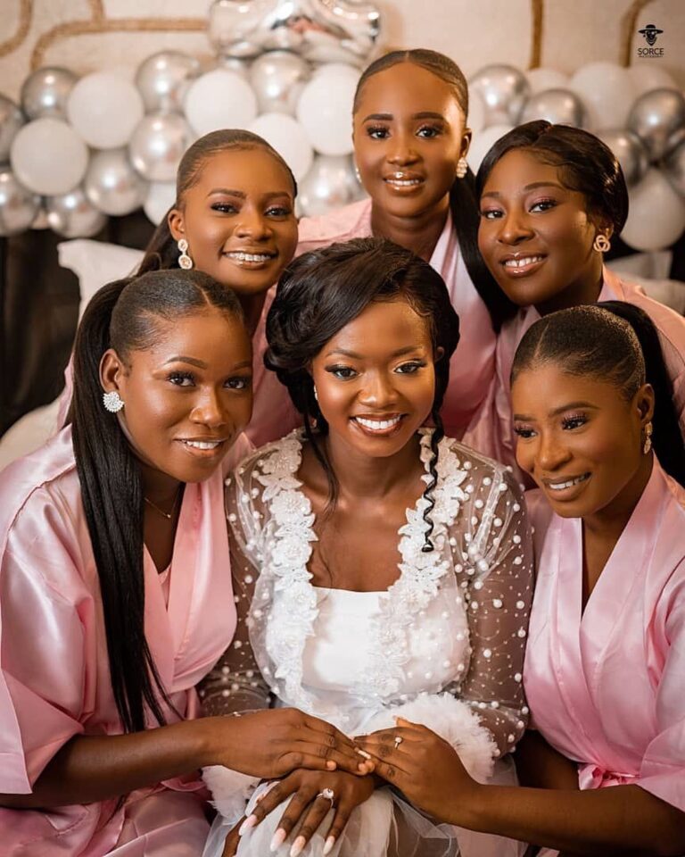 402645226 897599011932777 4971588947398113682 n 768x960