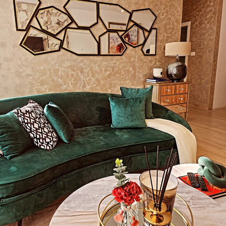 432076256 905967788199040 8881331605913655855 n 768x768