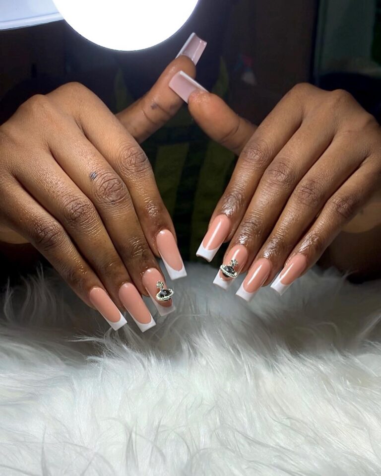 436344987 17921660588908627 3074349571471242814 n 768x959