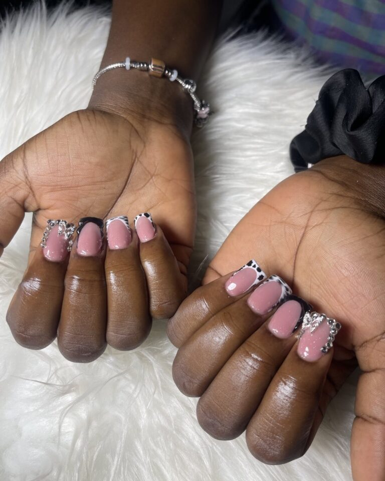 449213761 1460428651325544 6989045096816068488 n 768x960