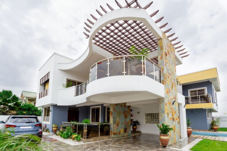 449330033 363755719723110 3103342448616831657 n 768x512