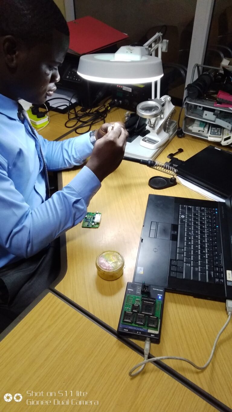 86784969 102175874713159 1993149951042912256 n 768x1365