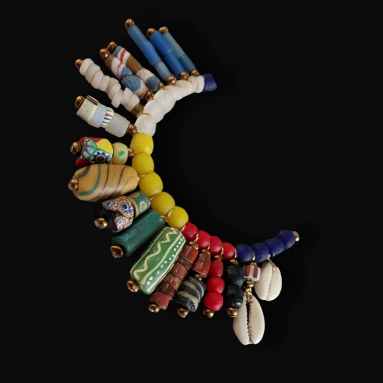 Screenshot 2024 11 05 at 14 23 05 Dotkad Mini Mall @dotkadminimall • Instagram photos and videos 768x768