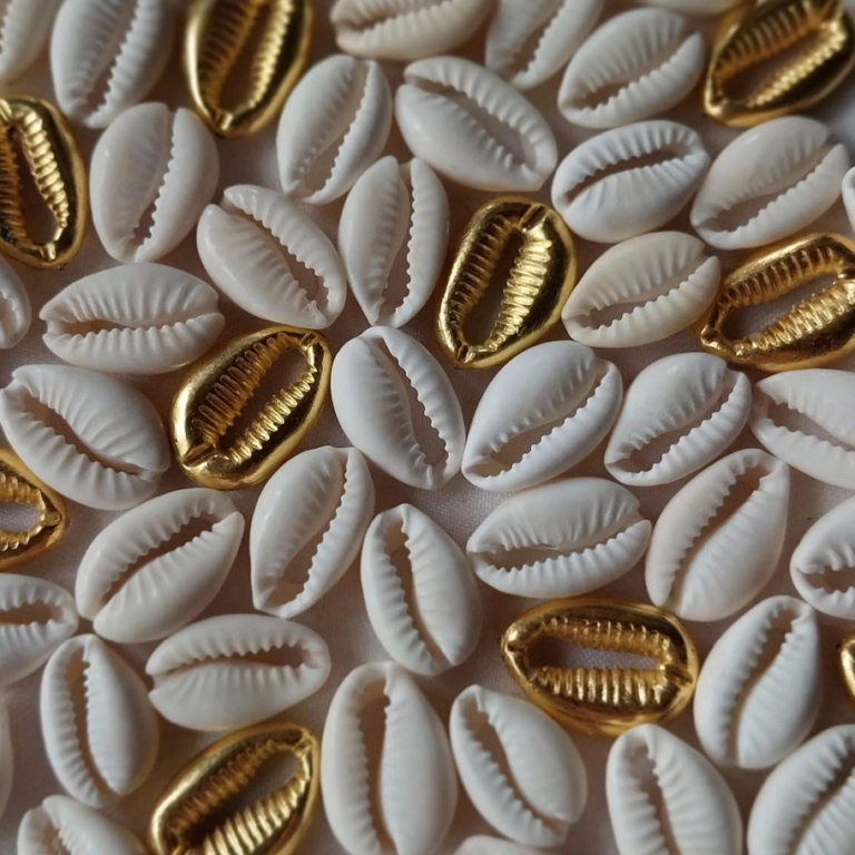 Screenshot 2024 11 05 at 14 23 23 Dotkad Mini Mall @dotkadminimall • Instagram photos and videos 768x768