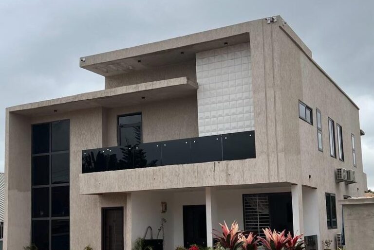 WhatsApp Image 2024 03 25 at 6.32.40 PM e1711918617780 768x514