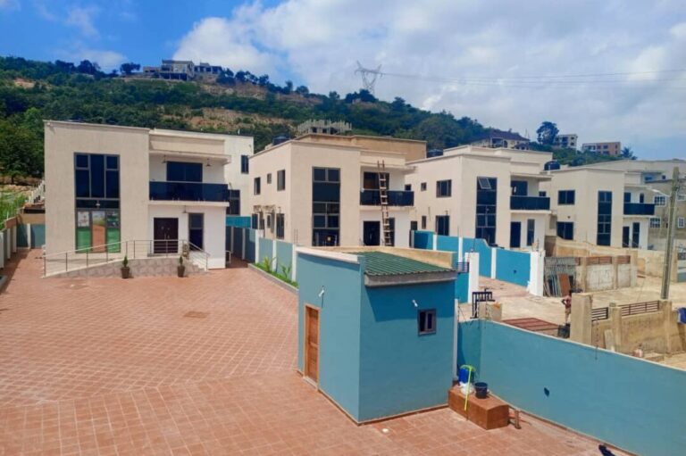 WhatsApp Image 2024 03 31 at 2.54.06 PM e1711920243172 768x511