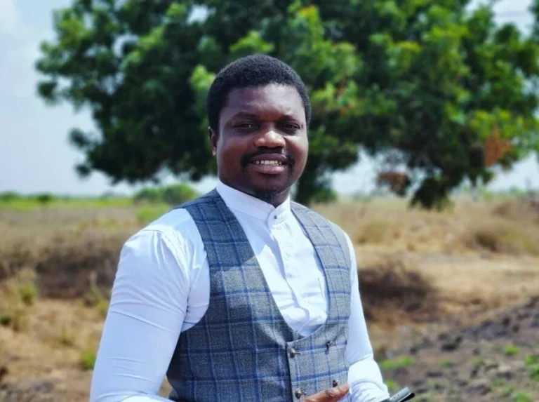 Adjabeng Esq 890x664 1 768x573