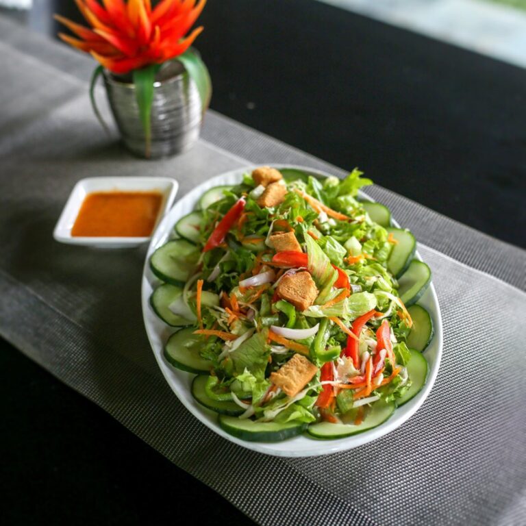 364125970 748053547330913 805124011851454681 n 768x768