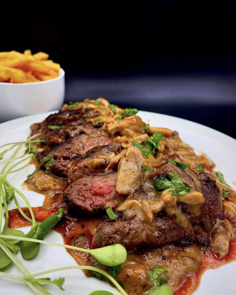 476988631 935933161858494 6022558126303408082 n 768x960