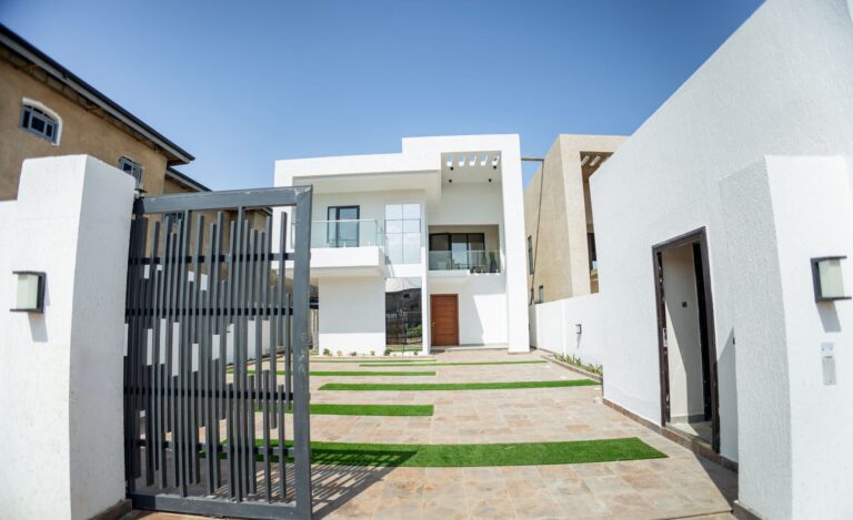 EDD15921 scaled 1 768x469