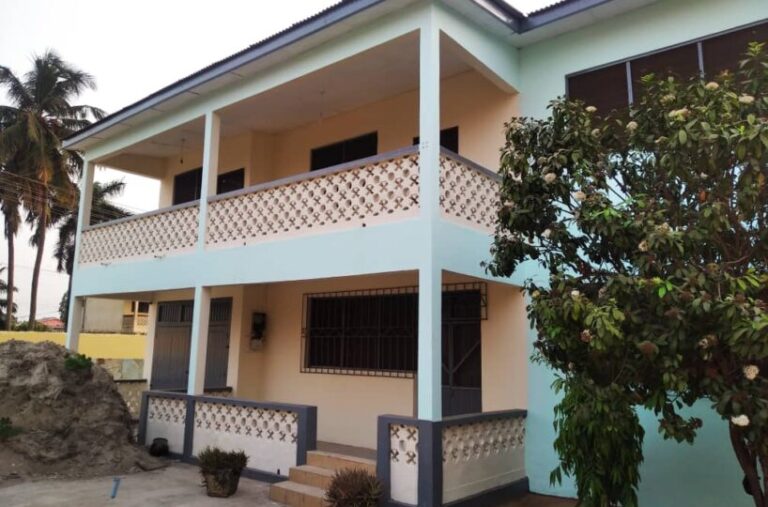 11 818x540 1 768x507