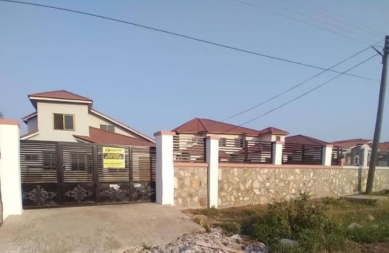 frontview tema 4bed 818x533 1 768x500