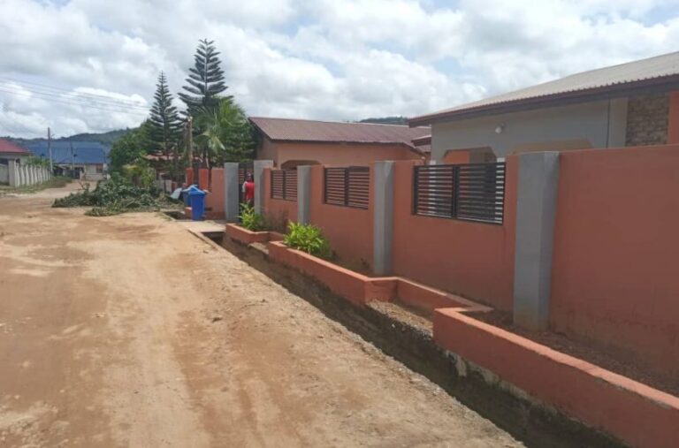 img2 2 818x540 1 768x507